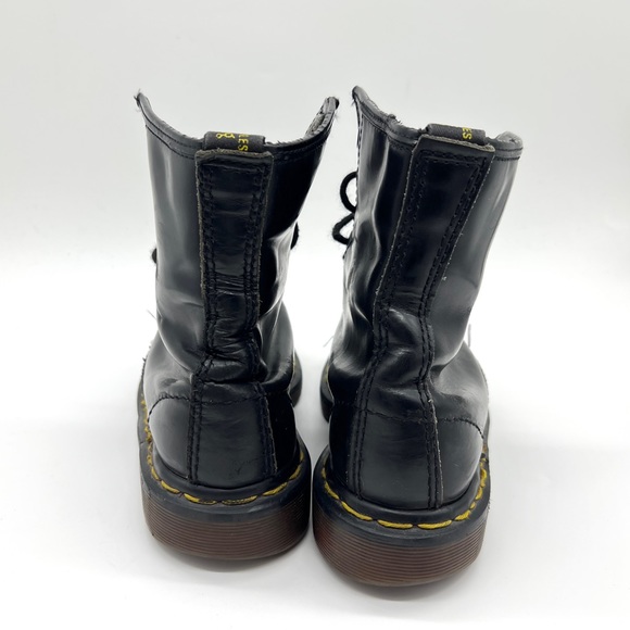 Vintage Made in England Dr. Marten Lace Up Boots - Picture 4 of 15